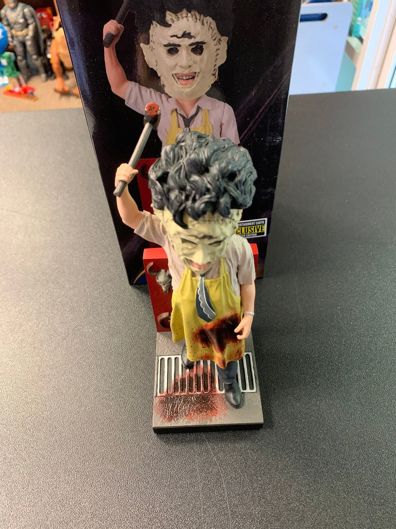 Royal Bobbles Texas Chainsaw Massacre Leatherface Bobblehead EE Exclusive